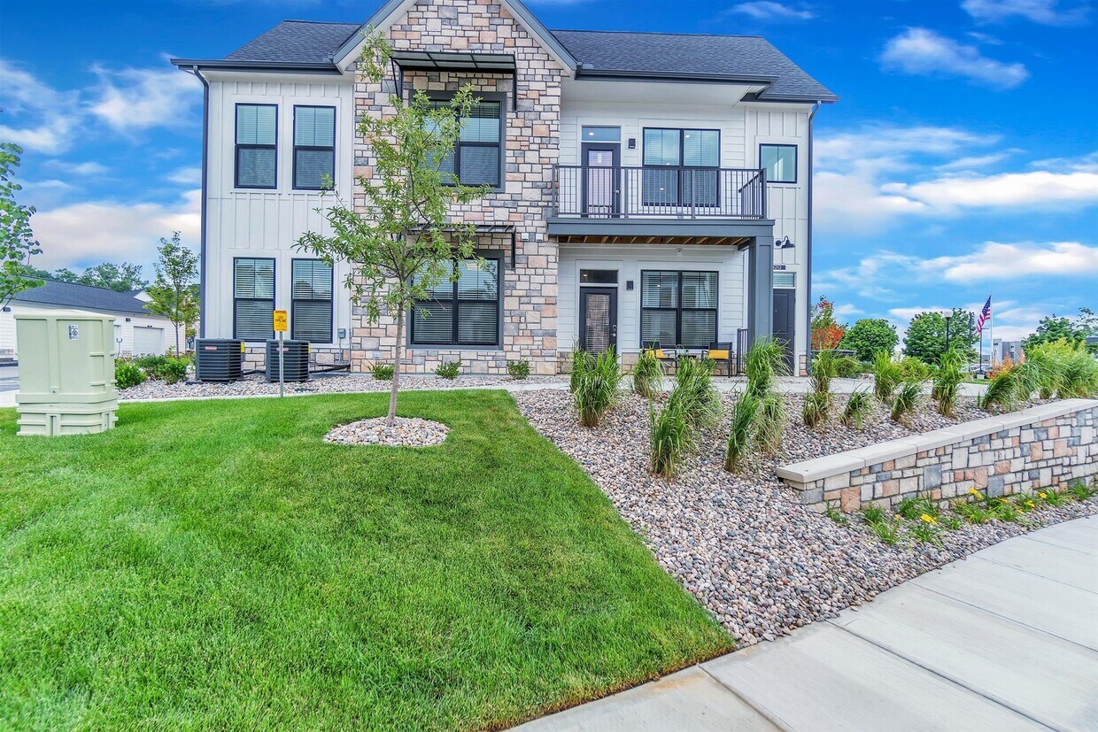 The Crossings Rentals in New Hudson at 57490 Lyon Crossings Dr New