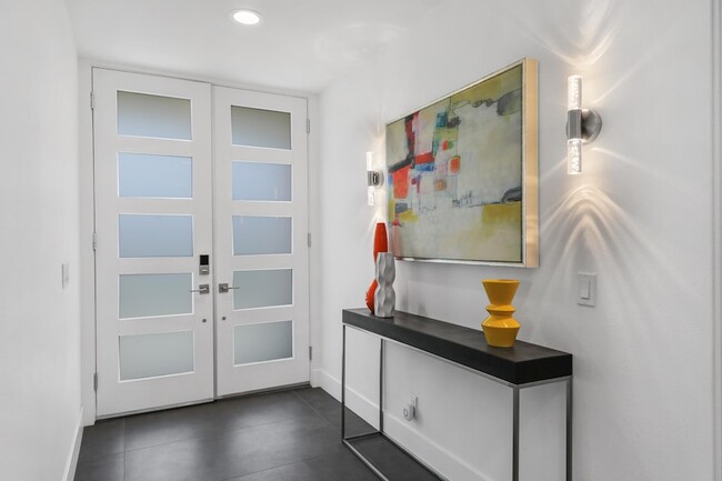 Foto del edificio - 76770 Lark Dr