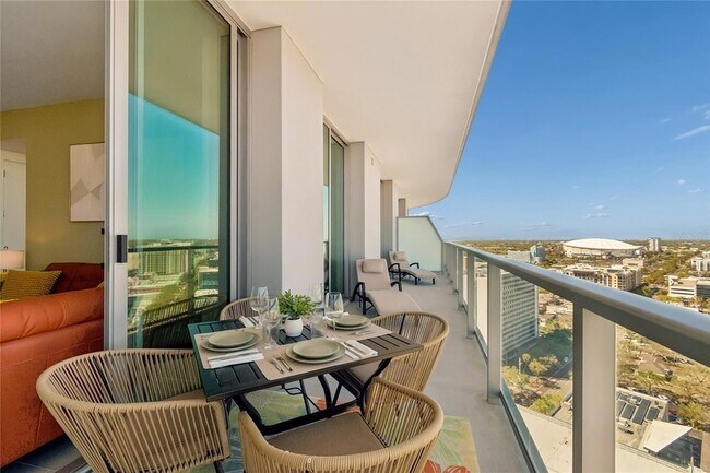 Foto del edificio - 400 Central Ave