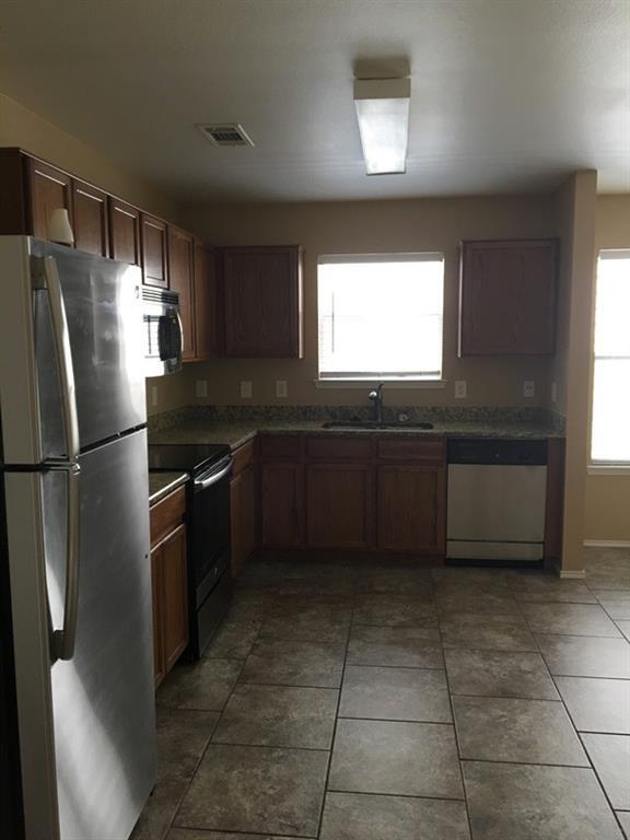Building Photo - 3162 St Sophia Dr