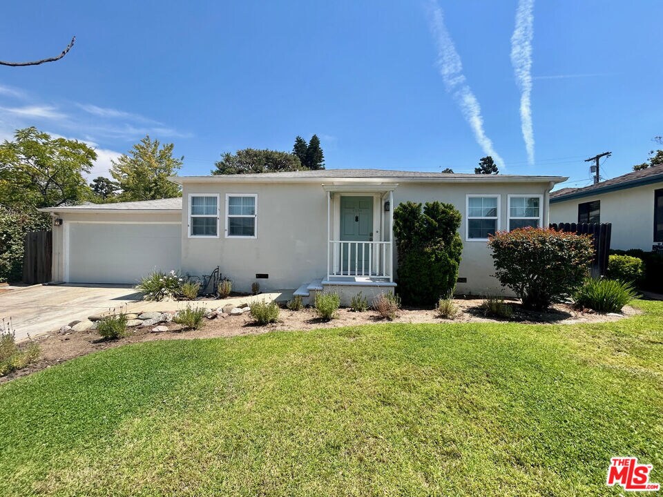 Primary Photo - 3284 Glendon Ave