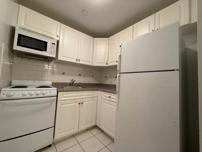 Photo - 208 Undercliff Ave Apartment