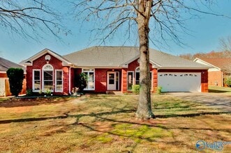 Building Photo - 97 S Interlaken Dr