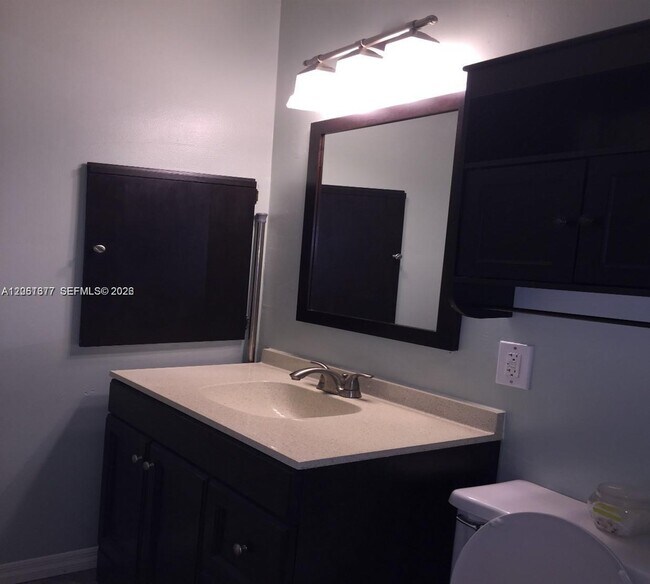 Foto del edificio - 1285 SW 46th Ave