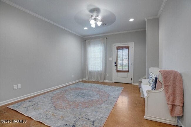 Building Photo - 117 Ella St