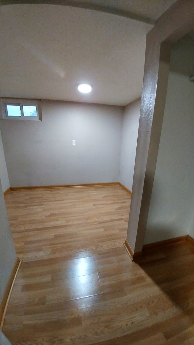 Second bedroom - 401 9th St