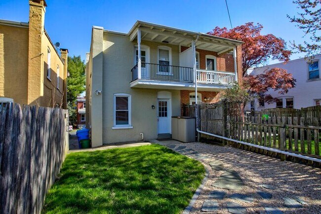 Foto del edificio - 930 Edgewood Ave
