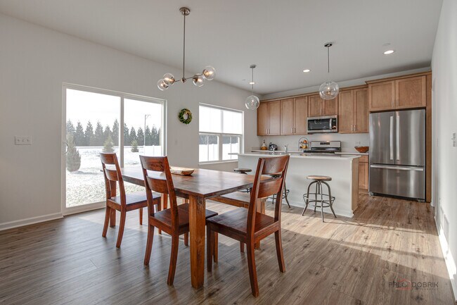 Foto del edificio - 2490 Olivia Ct