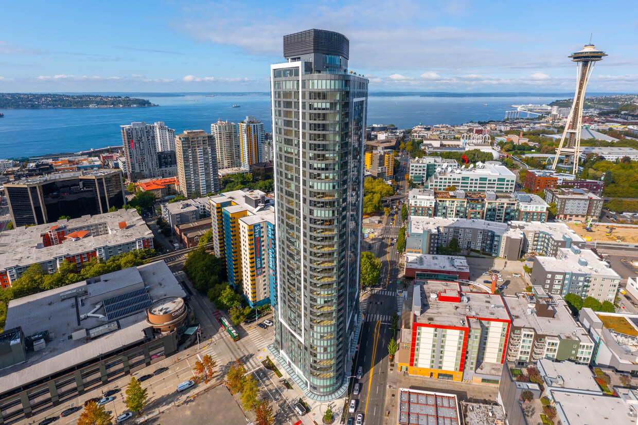 Spire - newest high rise luxury condominium in Denny Triangle / Downtown Seattle - 2510 6th Ave