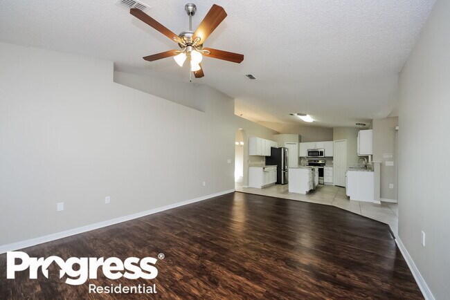 Building Photo - 607 Mayan Pl