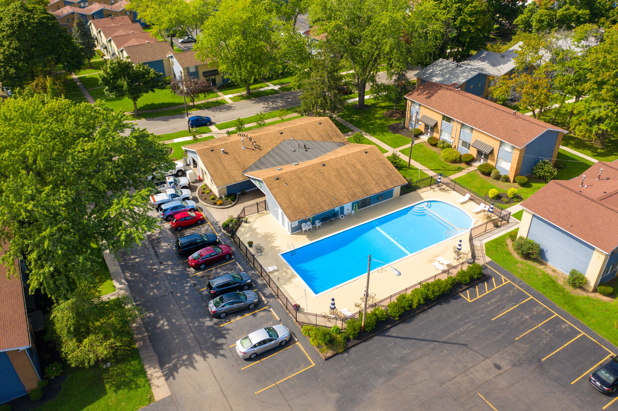 Aerial View of Crescent Gardens - Crescent Gardens Apartments