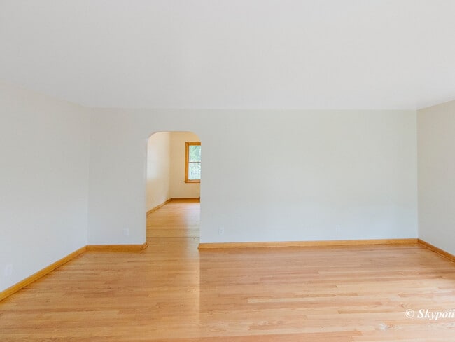 Building Photo - 18327 Riegel Rd