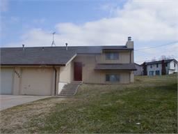 Primary Photo - 4522 S Robberson Ave