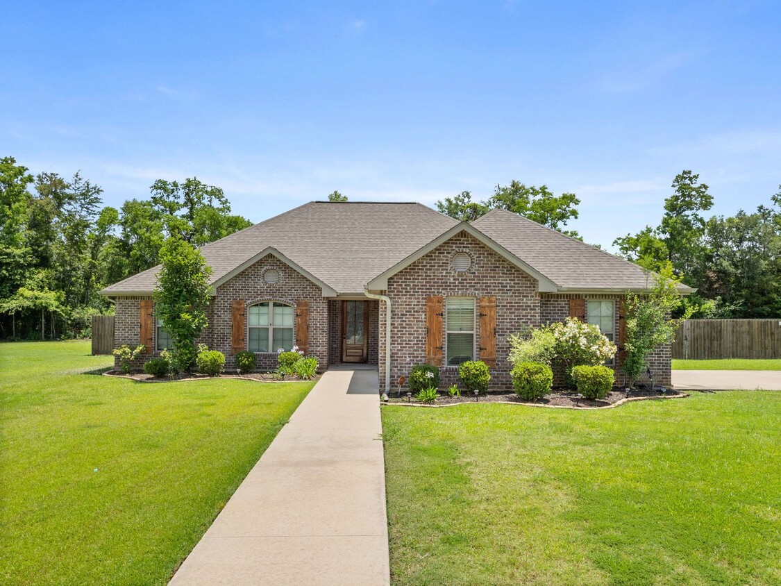 Primary Photo - 1240 Harmony Ln