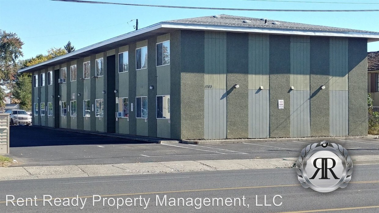 Foto principal - 1203-1203 S 16th Ave