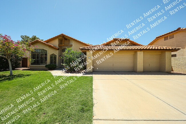 Building Photo - 1635 W Wisteria Dr