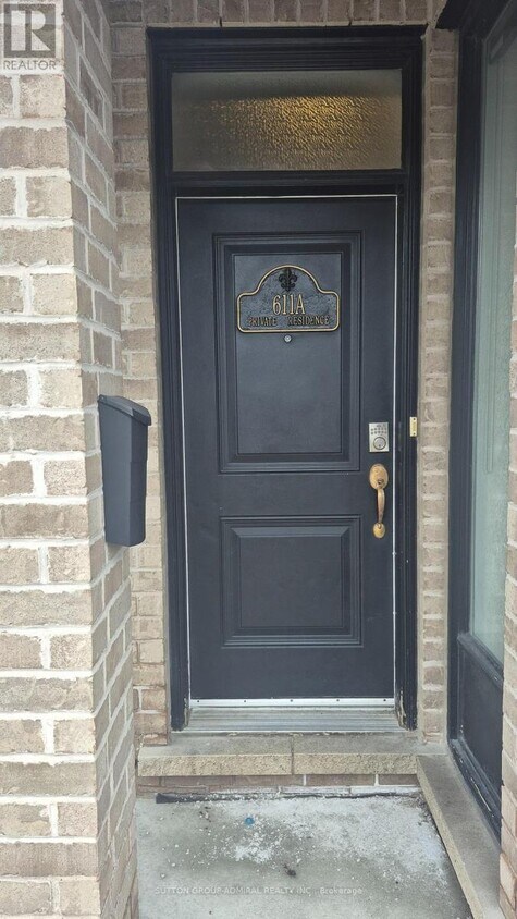 Building Photo - 611 Marlee Ave