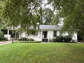 Building Photo - 1600 Paddock Cir