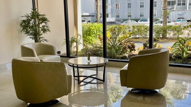 Foto del edificio - 427 Golden Isles Dr