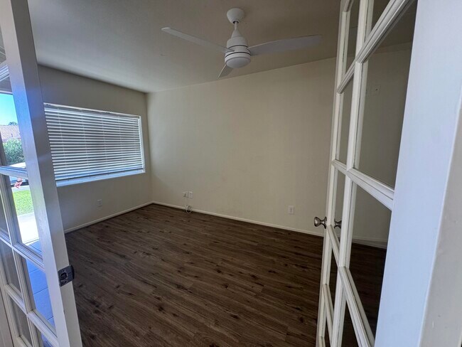 Building Photo - 45270 Sunbrook Ln
