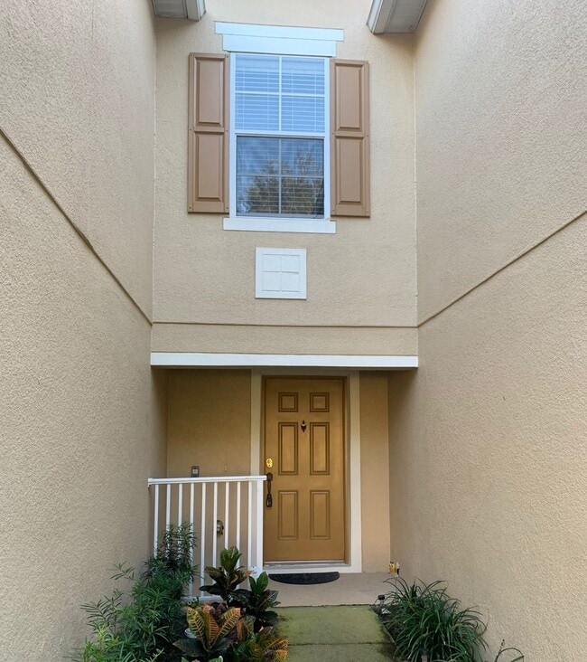 Building Photo - 180 Sterling Springs Ln