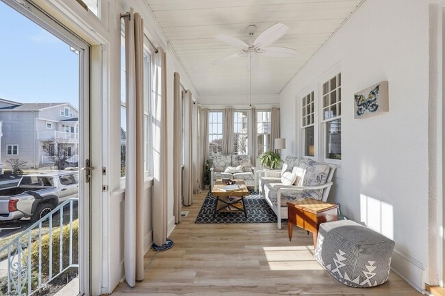 Building Photo - 115 N Sumner Ave