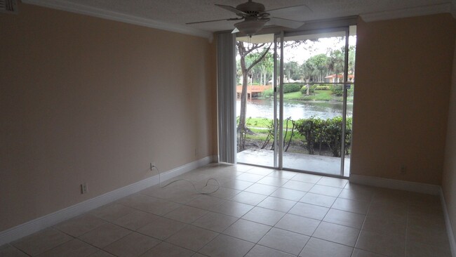 Building Photo - 10749 - Menkin LOJ 7-104 Condo