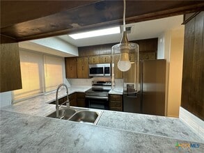 Building Photo - 2207 Grandon Cir