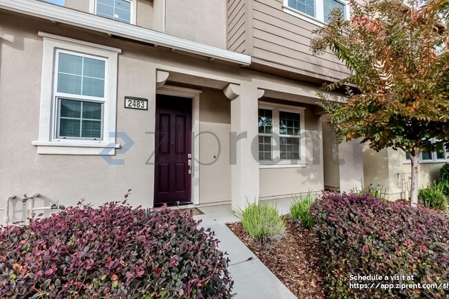 Foto del edificio - 2483 Judith Resnik Ave