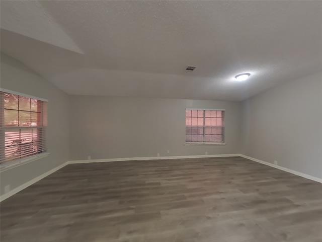 Foto del edificio - 8348 Orleans Ln