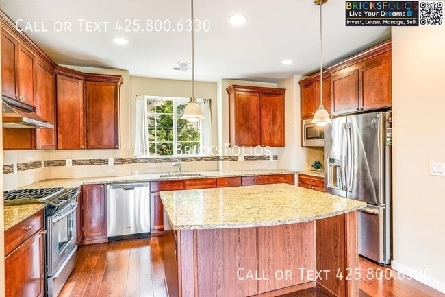 Foto del edificio - 10495 Sheridan Cres NE