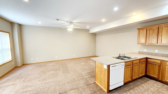 Foto del edificio - 24801 Talladega Rd