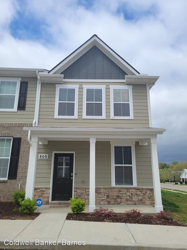 3 br, 2.5 bath House 800 Dallas Dr. House Rental in Columbia, TN