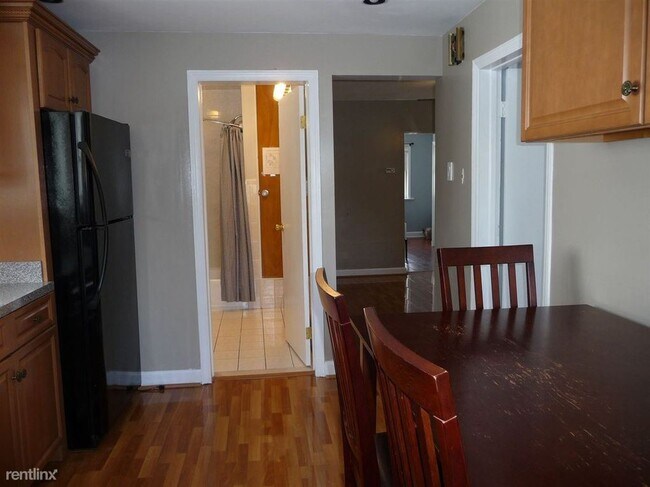 Building Photo - 2 br, 1 bath  - 393 New York Ave