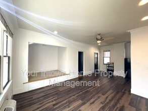 Building Photo - 1867 Gordon Manor NE