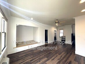 Building Photo - 1867 Gordon Manor NE