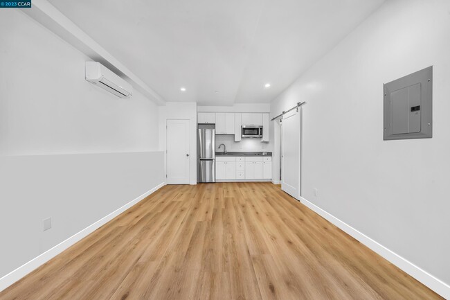 Building Photo - 3745 24th St