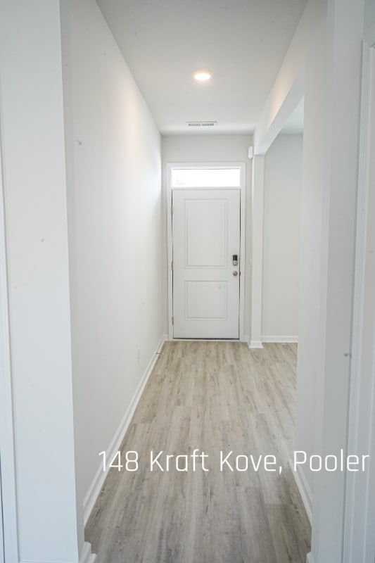 Building Photo - 148 Kraft Kove