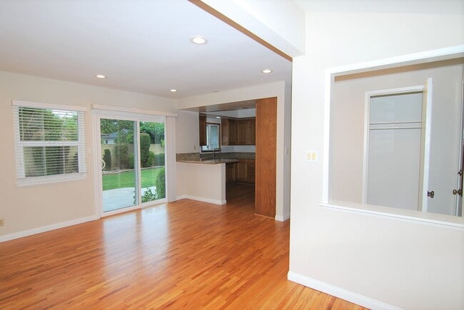 Building Photo - Single Family Home with Huge Yard Space