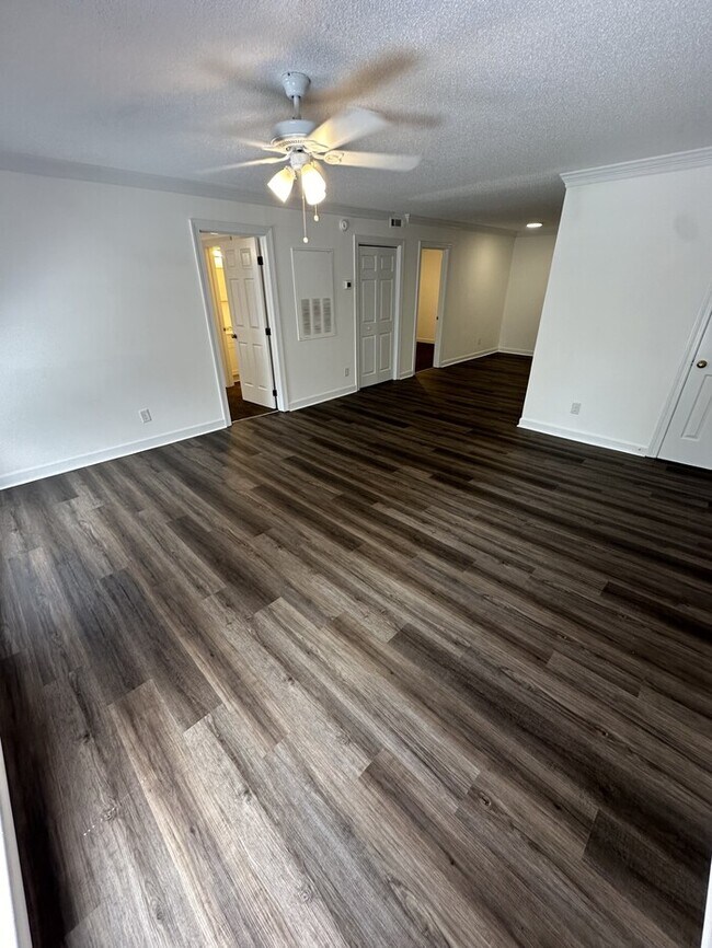 Building Photo - 3504-302 Ivy Commons Drive