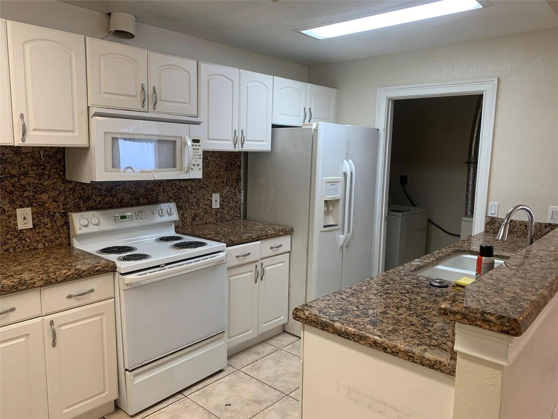 Photo - 907 SW 78th Avenue, North Lauderdale, FL 33068