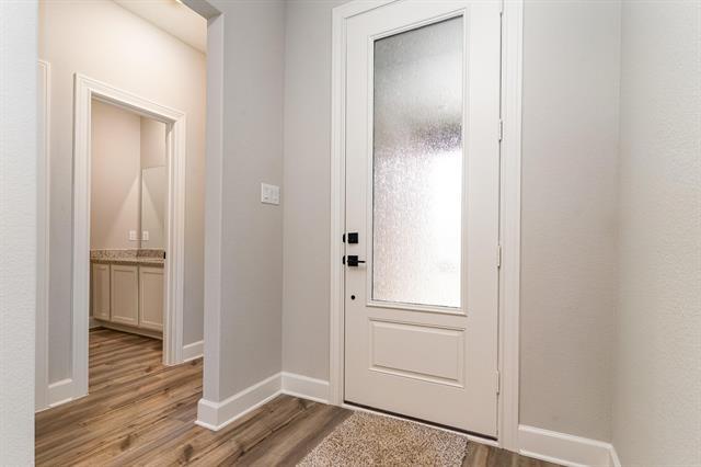 Foto del edificio - 2108 Meadow Dr