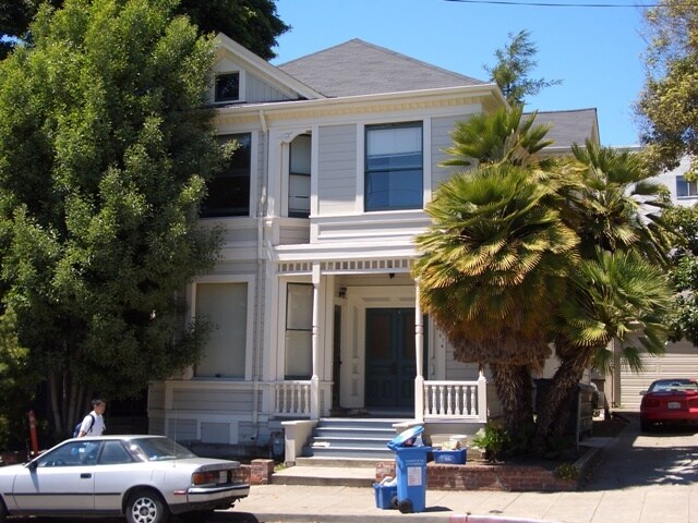 Foto del edificio - 2127 Haste St