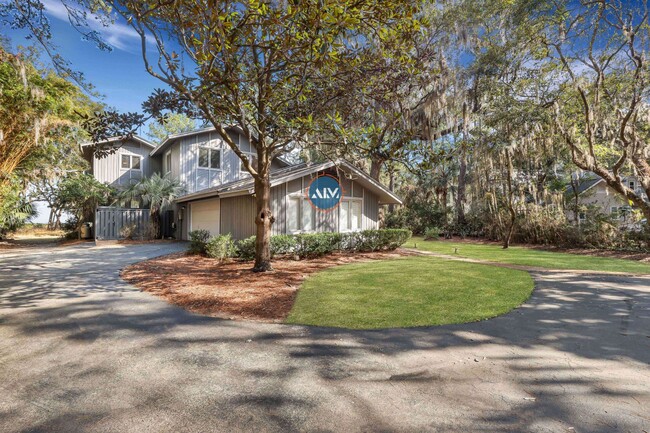Building Photo - Tranquil 3-Bedroom Home with Marsh Views i...