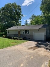 Building Photo - 1202 Calderwood Ave