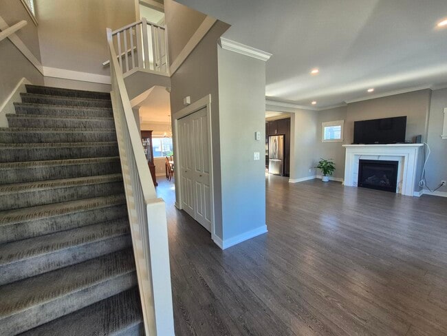 Building Photo - 3537 Honeycrisp Ave