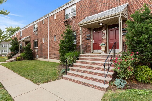 Foto del edificio - Lexander Manor Apartments