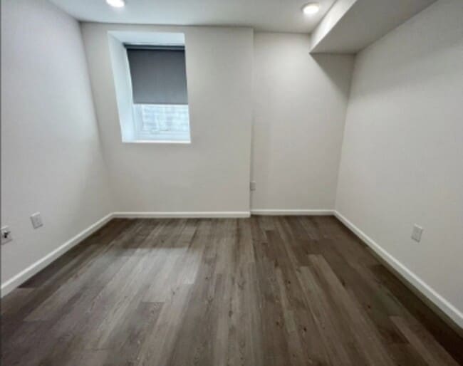 Building Photo - 2634 Manton St