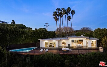 Building Photo - 10134 Angelo View Dr