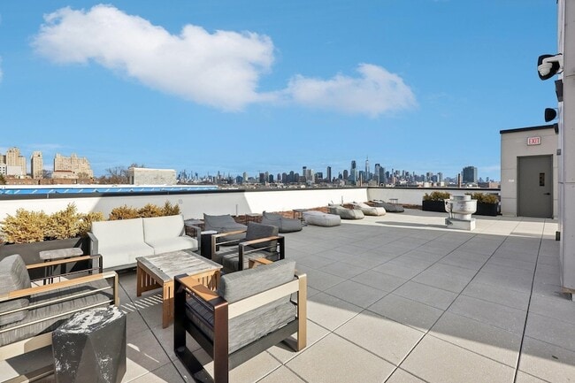 Photo - 424 Arlington Ave Apartment